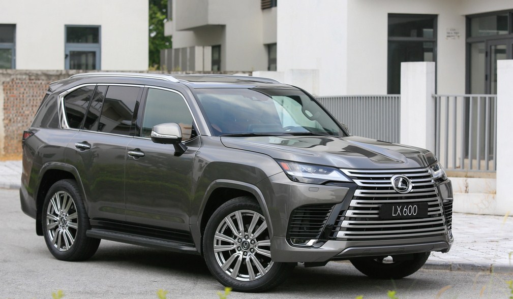 Nên Chọn Mercedes GLS 450 Hay Lexus LX600 Cho Gia Đình? So Sánh Toàn Diện 2026